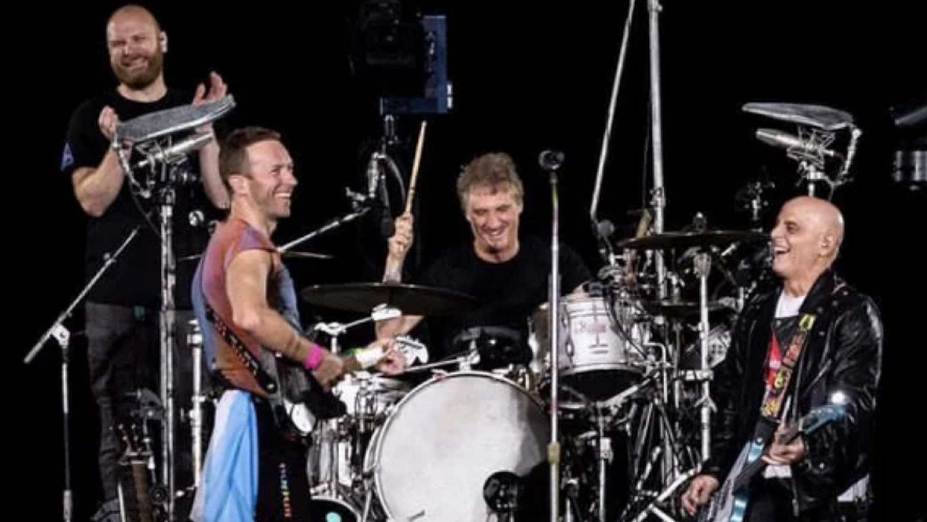 Coldplay y Soda Stereo sorprendieron juntos en el Estadio de River Plate